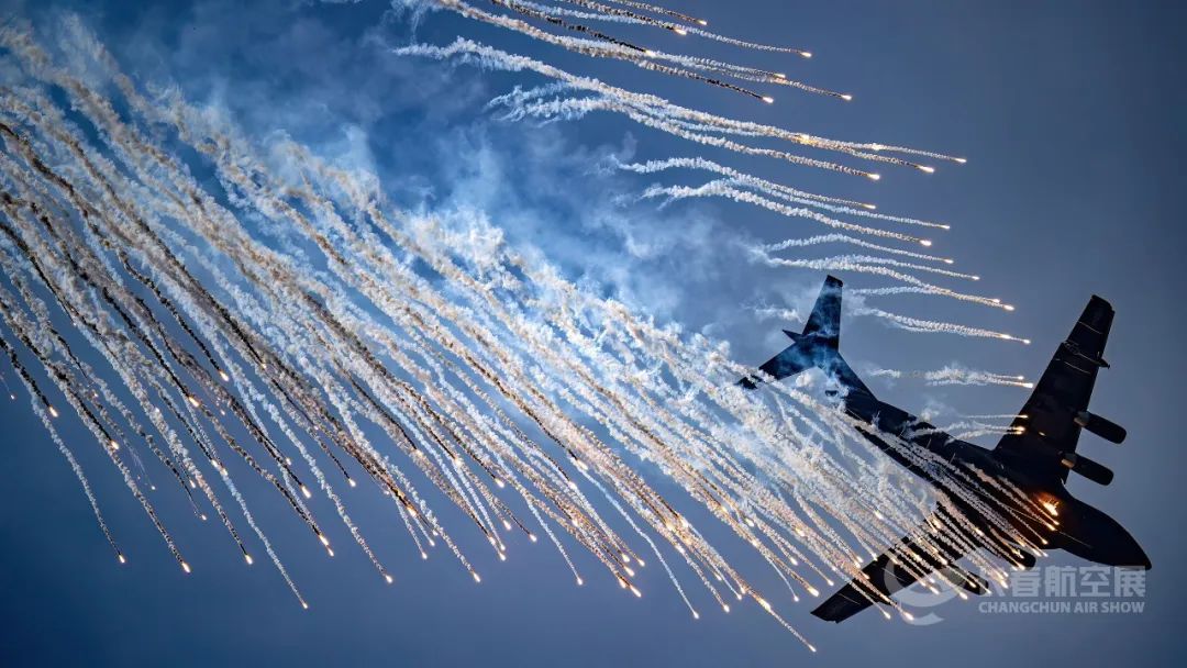 1694510997394406.jpg 4.jpg