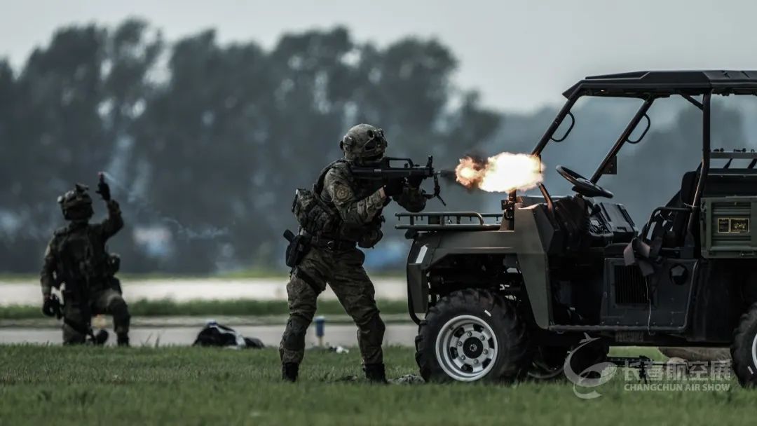 1694511331445824.jpg 32.jpg